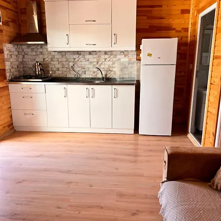 Apartahotel Parlak Evleri